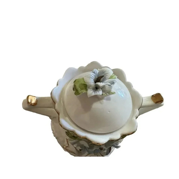 Vintage Blue Floral Three Piece Tea Set - Picture 6 of 15